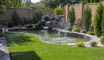 Backyard Fountain Ideas